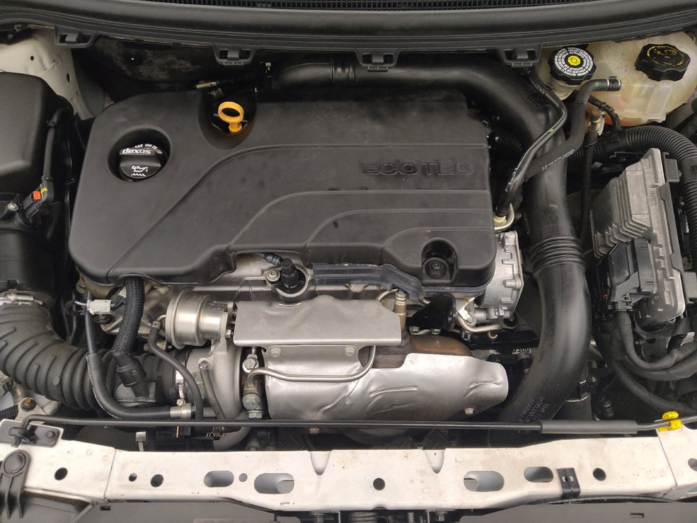 Used 2019 Chevrolet Cruze LS w/ LS Convenience Package FWD image 30