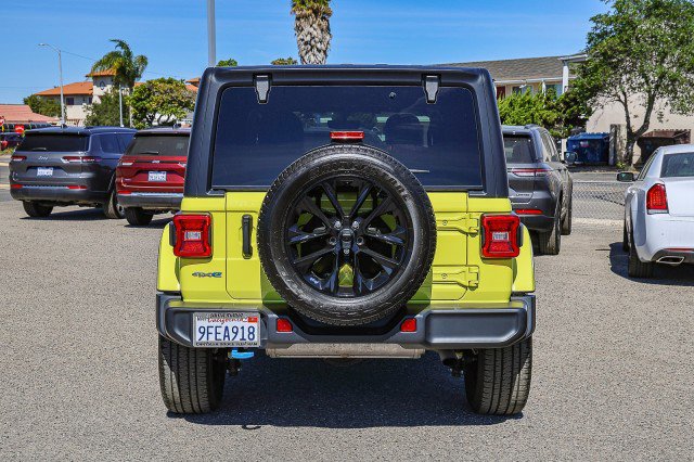 Used 2023 Jeep Wrangler Sahara AWD/4WD image 5