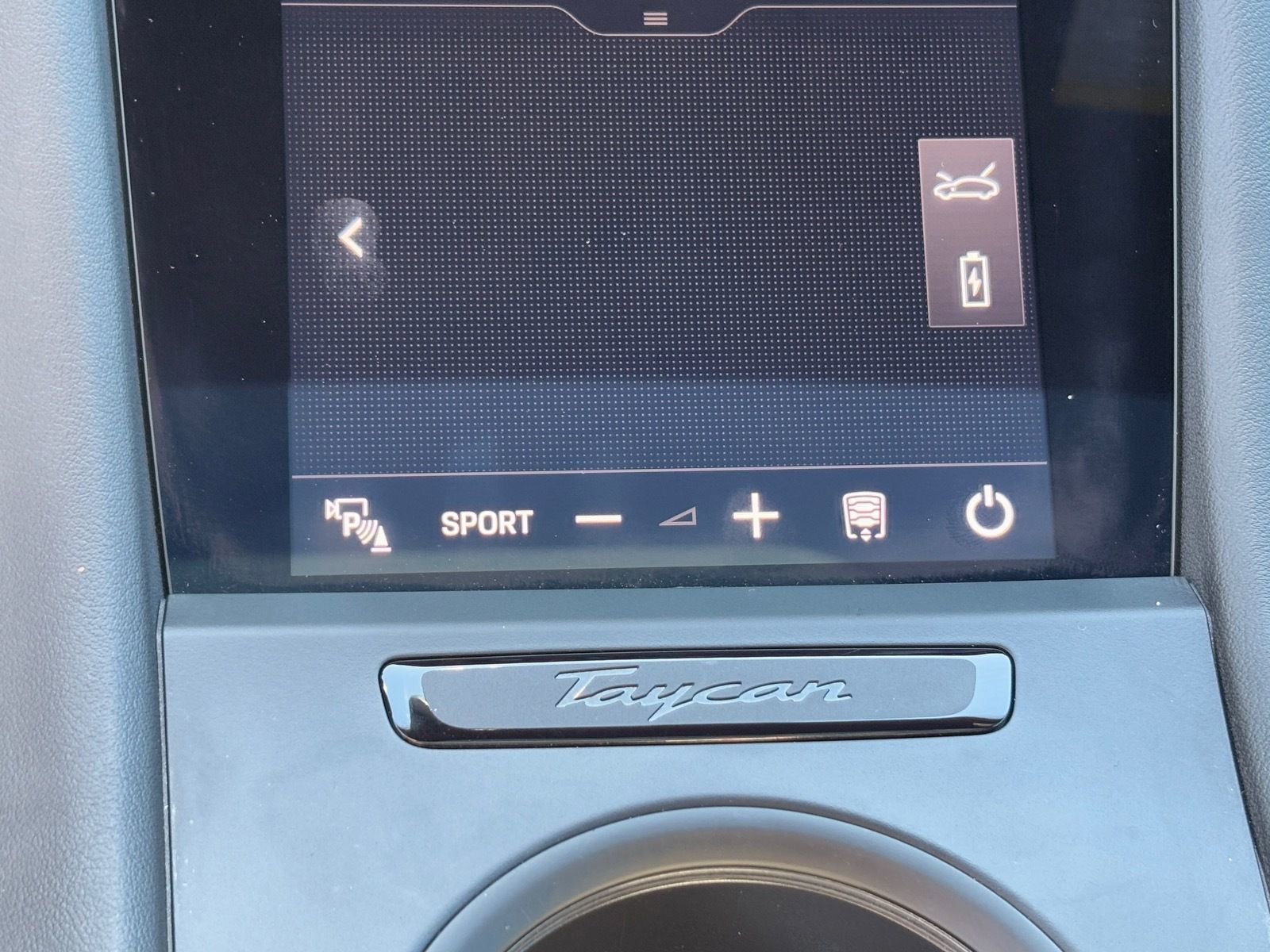 Used 2023 Porsche Taycan image 30