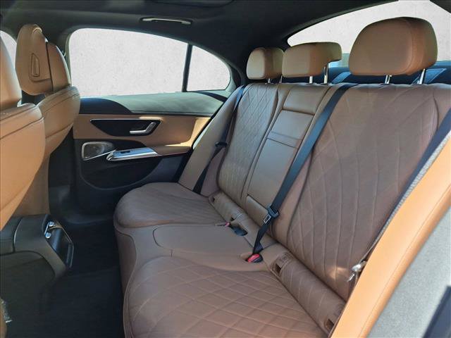 New 2027 Mercedes-Benz E 450 4MATIC Sedan image 16