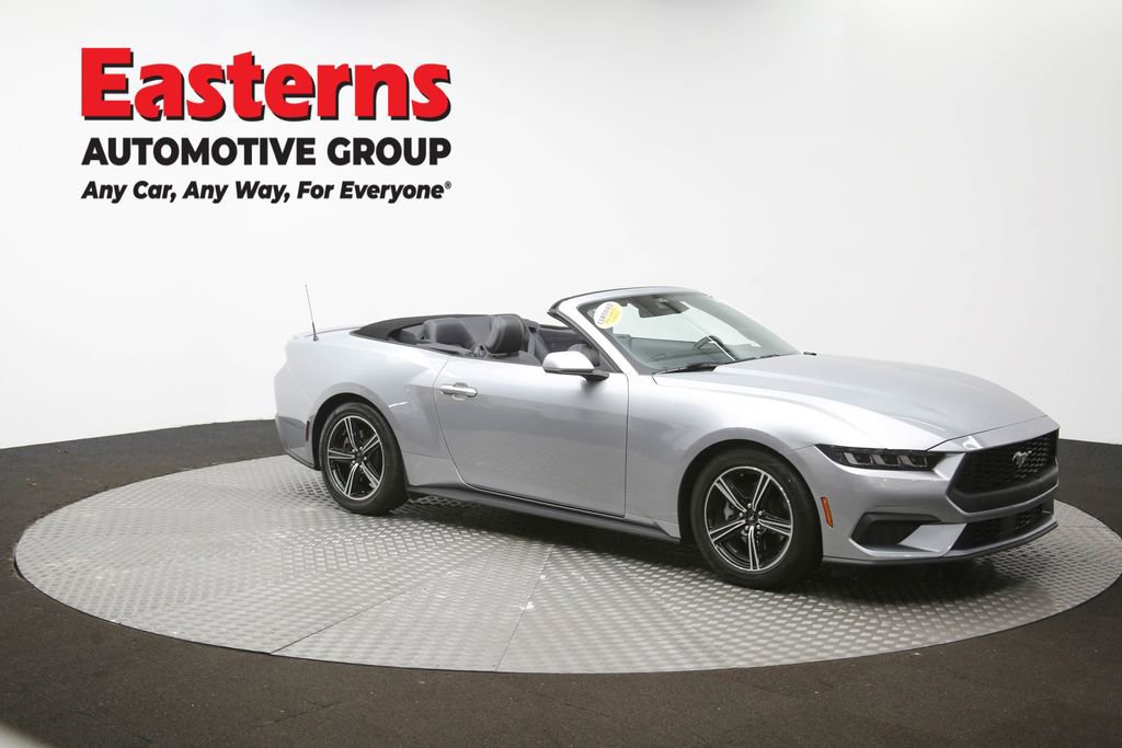 Used 2025 Ford Mustang Premium RWD image 45