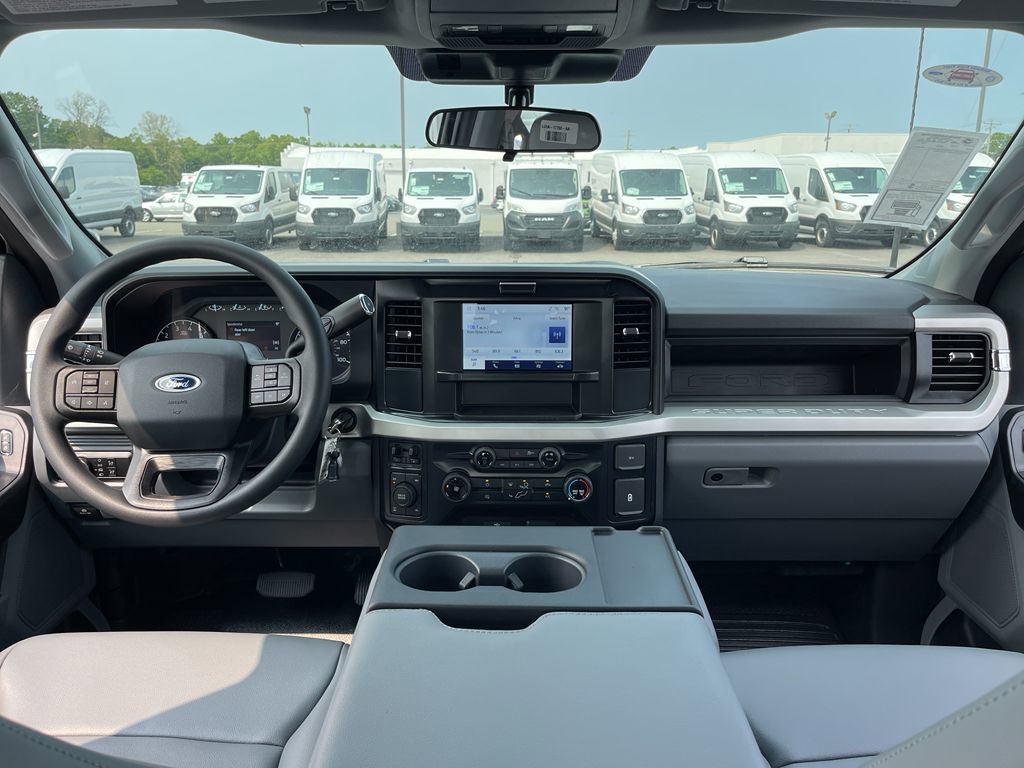 New 2025 Ford F250 XL w/ XL Chrome Package image 6