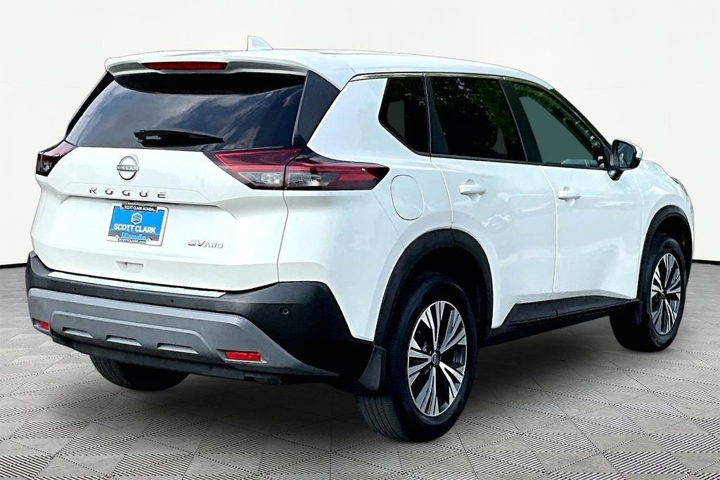 Used 2022 Nissan Rogue SV AWD/4WD image 6