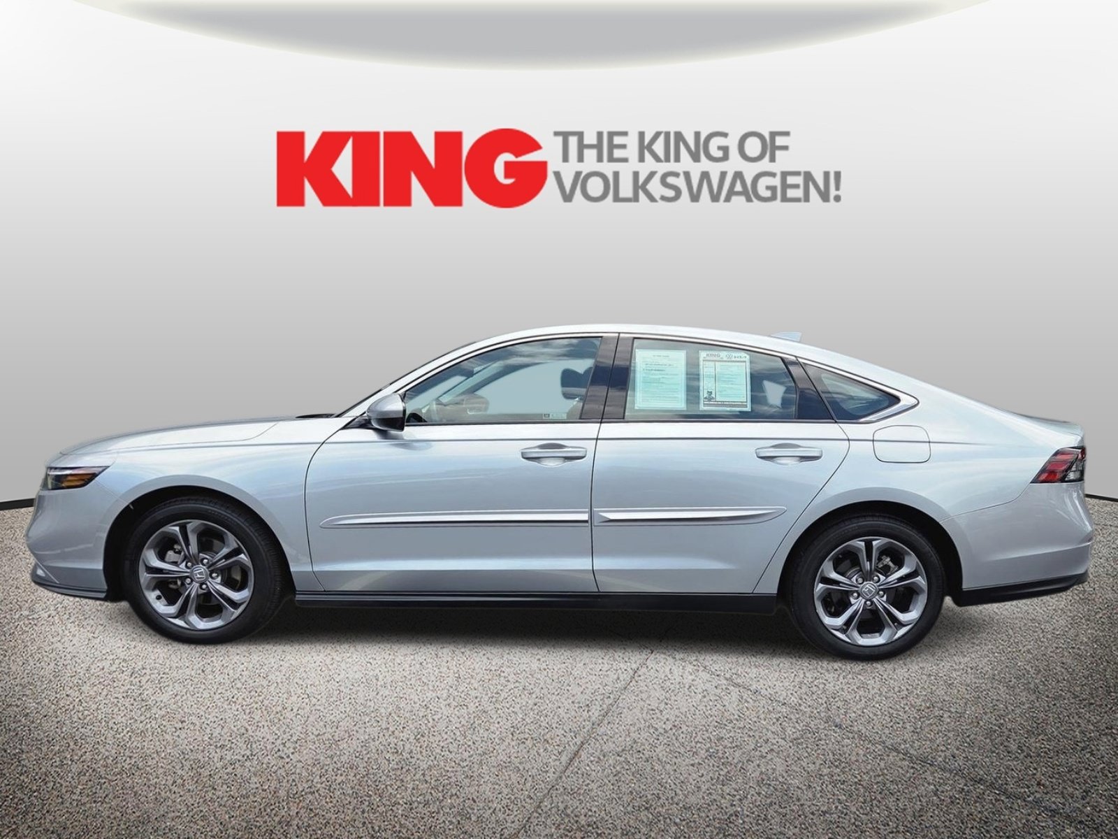 Used 2024 Honda Accord EX image 7