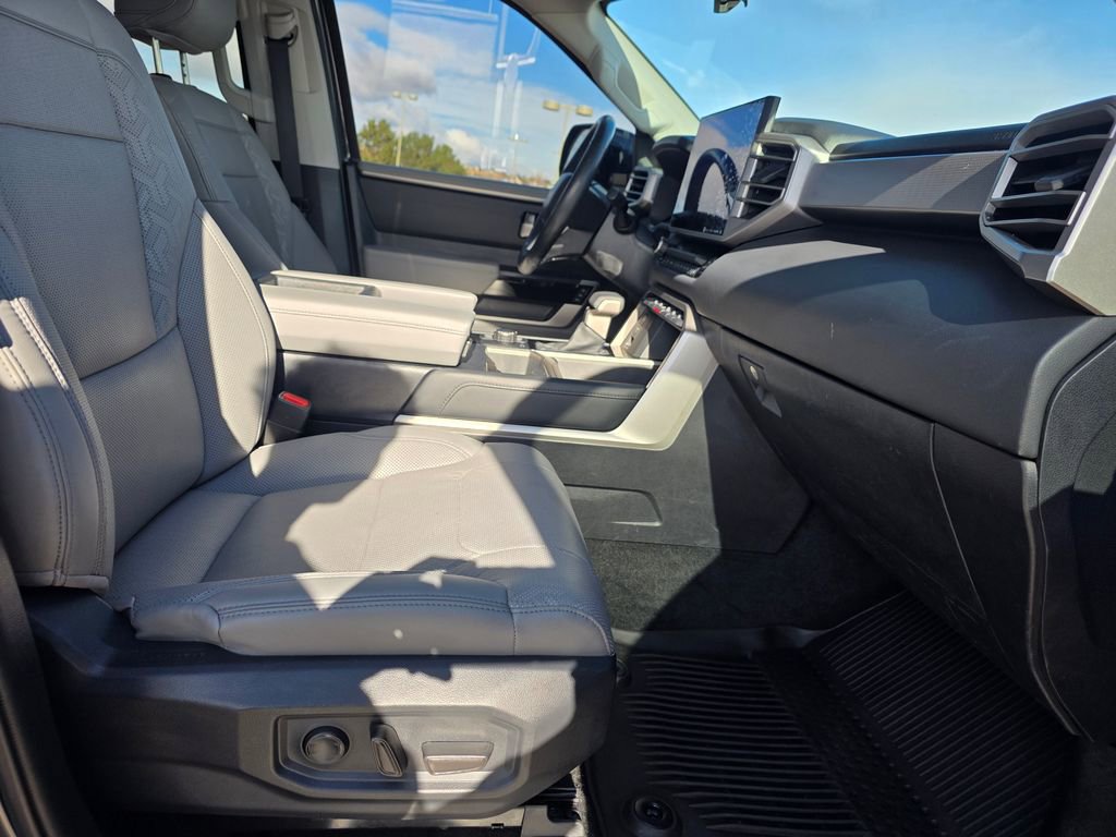 Used 2024 Toyota Tundra Limited image 30