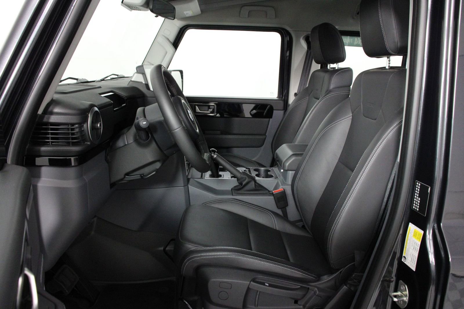 Used 2024 INEOS Grenadier Fieldmaster Edition image 26