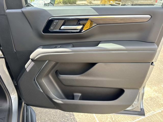 New 2026 Chevrolet Tahoe LS image 14