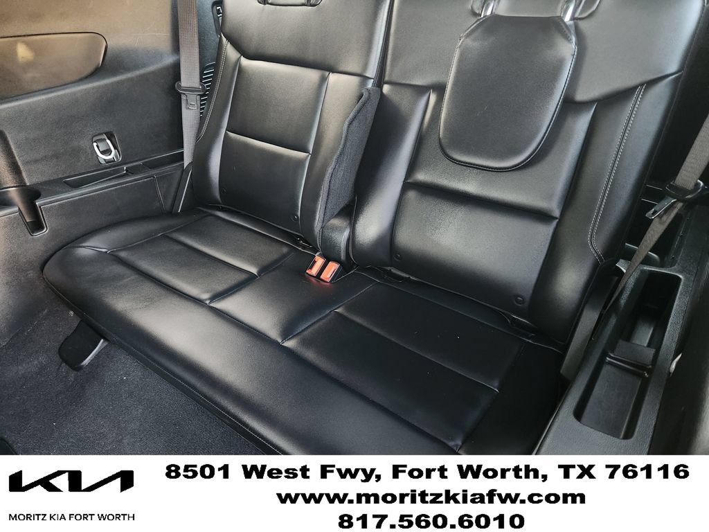 Used 2023 Ford Explorer XLT w/ Equipment Group 202A RWD image 27