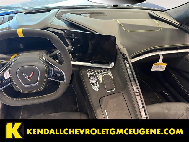 New 2025 Chevrolet Corvette Stingray Premium Cpe w/ Z51 Performance Package image 9