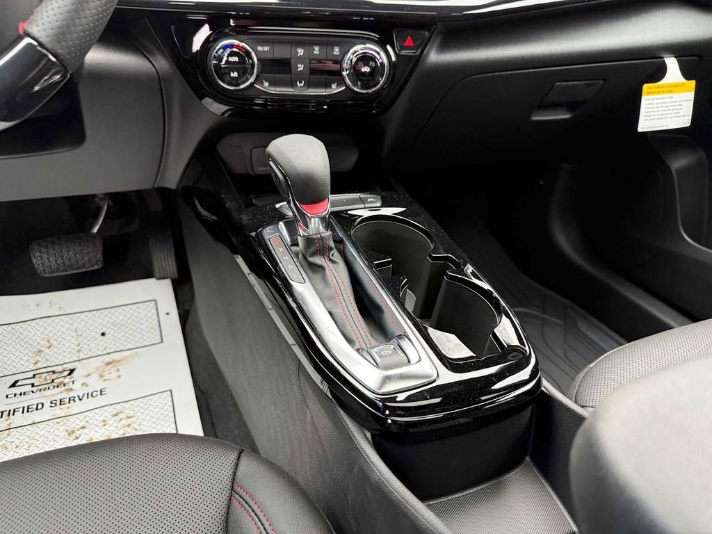 New 2026 Chevrolet Trax RS w/ Sunroof Package image 41