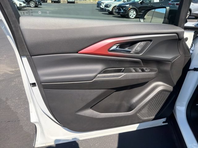 Certified 2024 Chevrolet Equinox EV RS FWD image 10