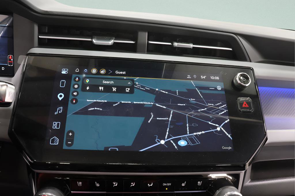 New 2027 Chevrolet Bolt RS w/ Technology Package FWD image 13
