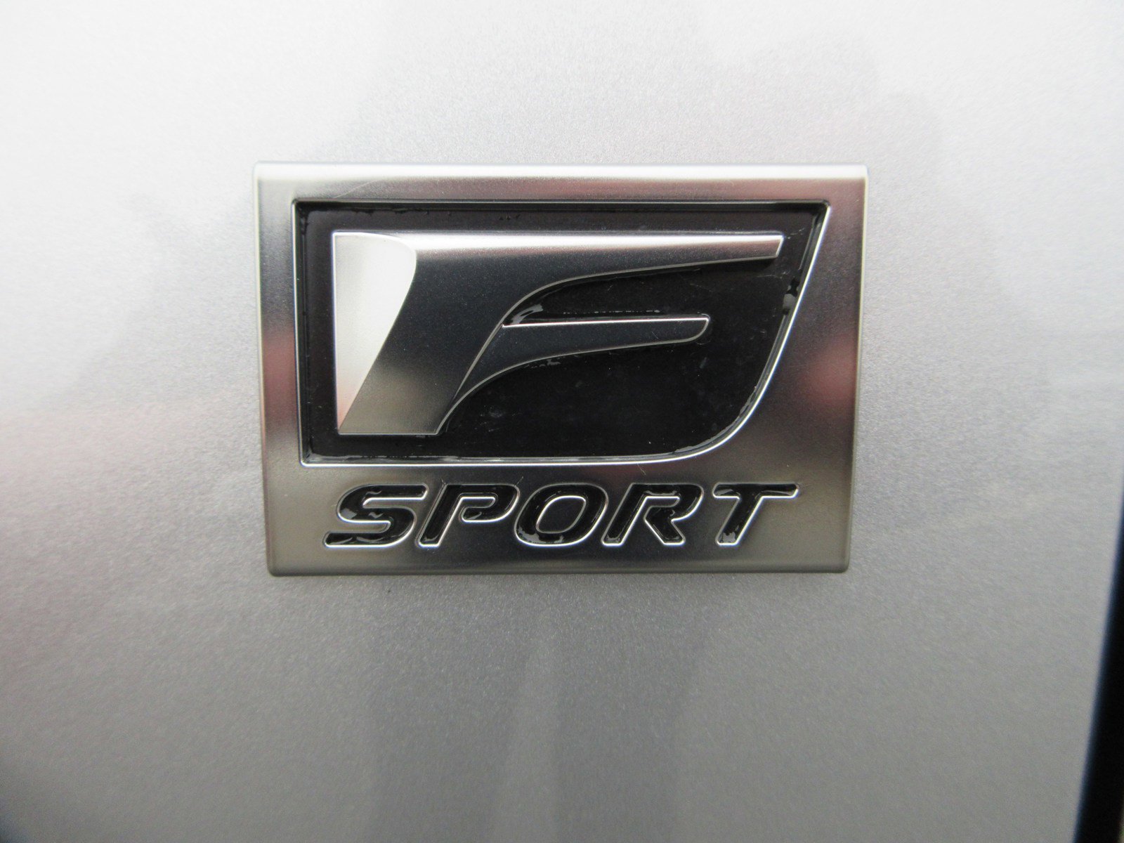 New 2026 Lexus TX 500h AWD image 3