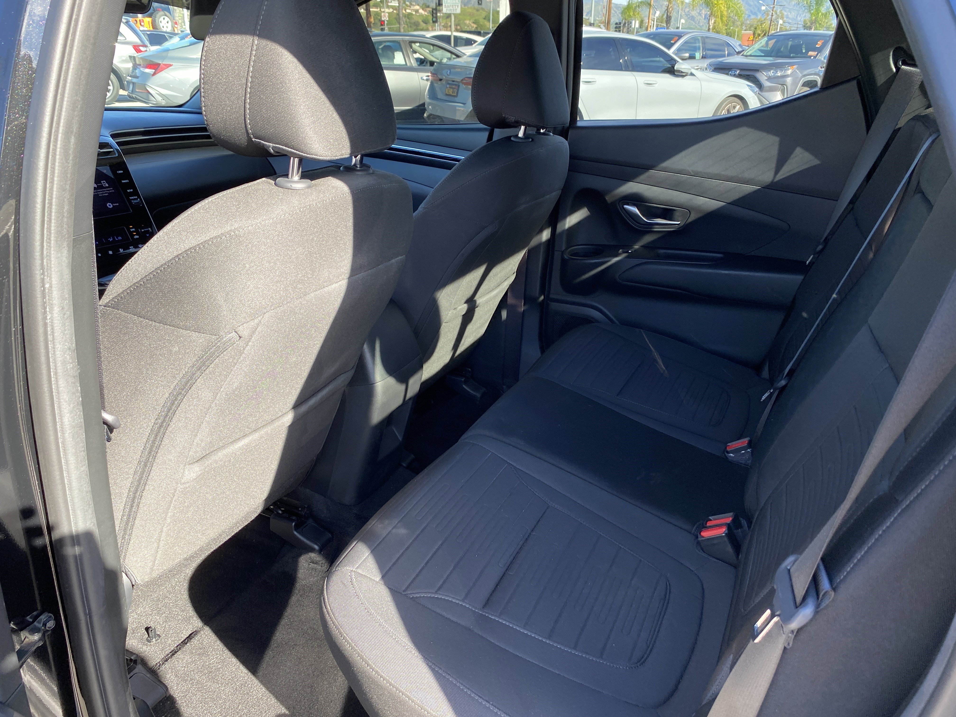 Used 2022 Hyundai Santa Cruz SEL Premium w/ Cargo Package AWD/4WD image 17
