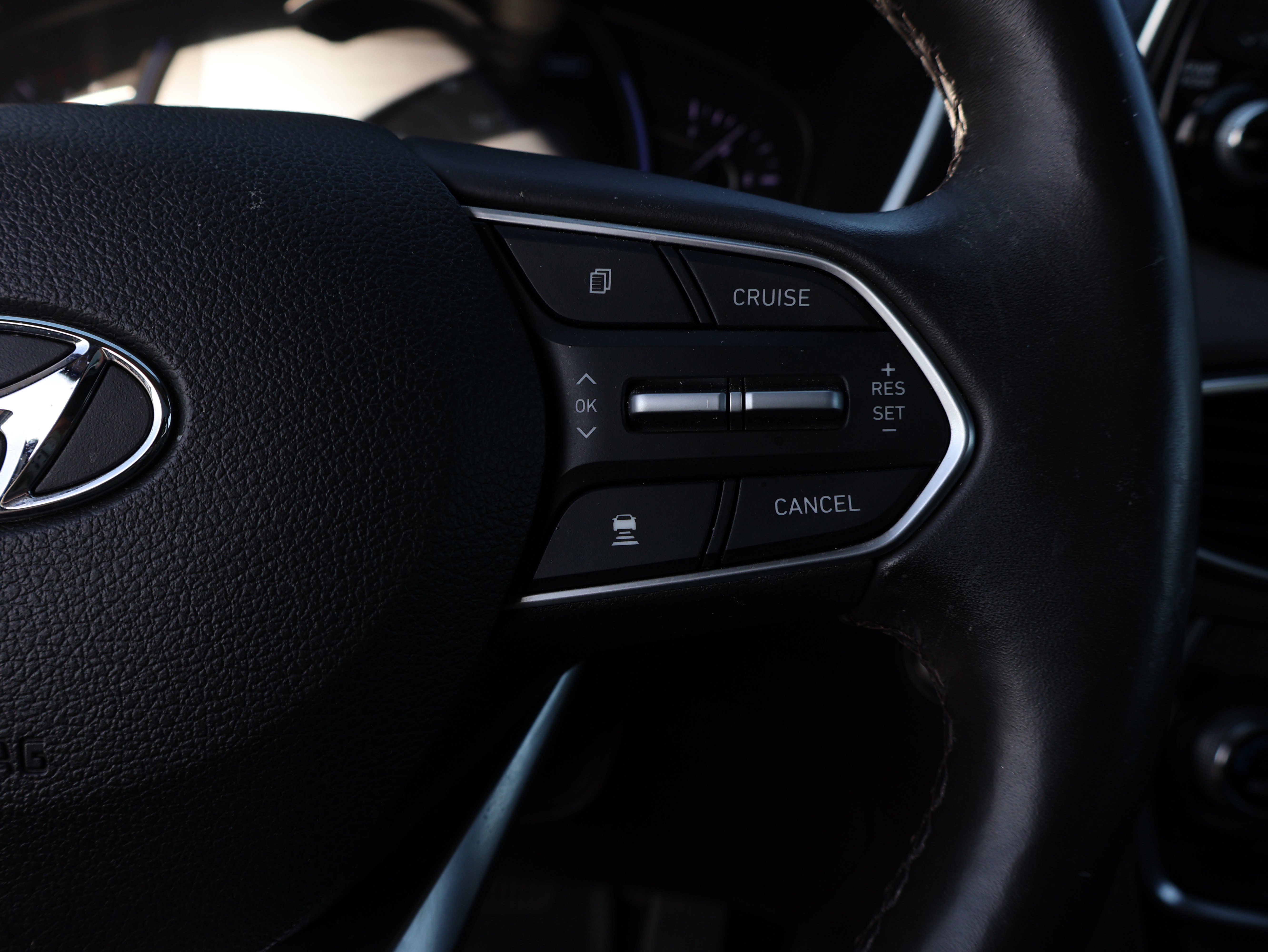 Used 2020 Hyundai Santa Fe Limited image 35