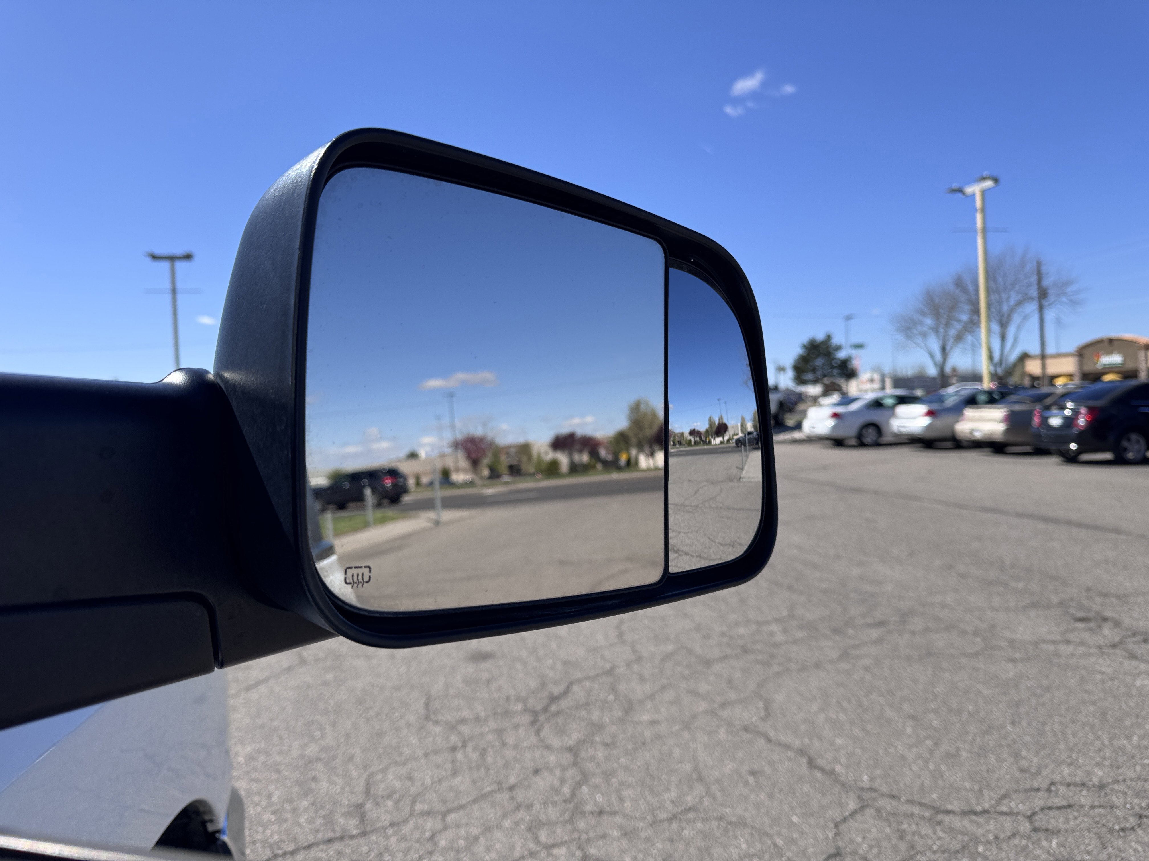 Used 2015 RAM 2500 SLT w/ Protection Group image 55