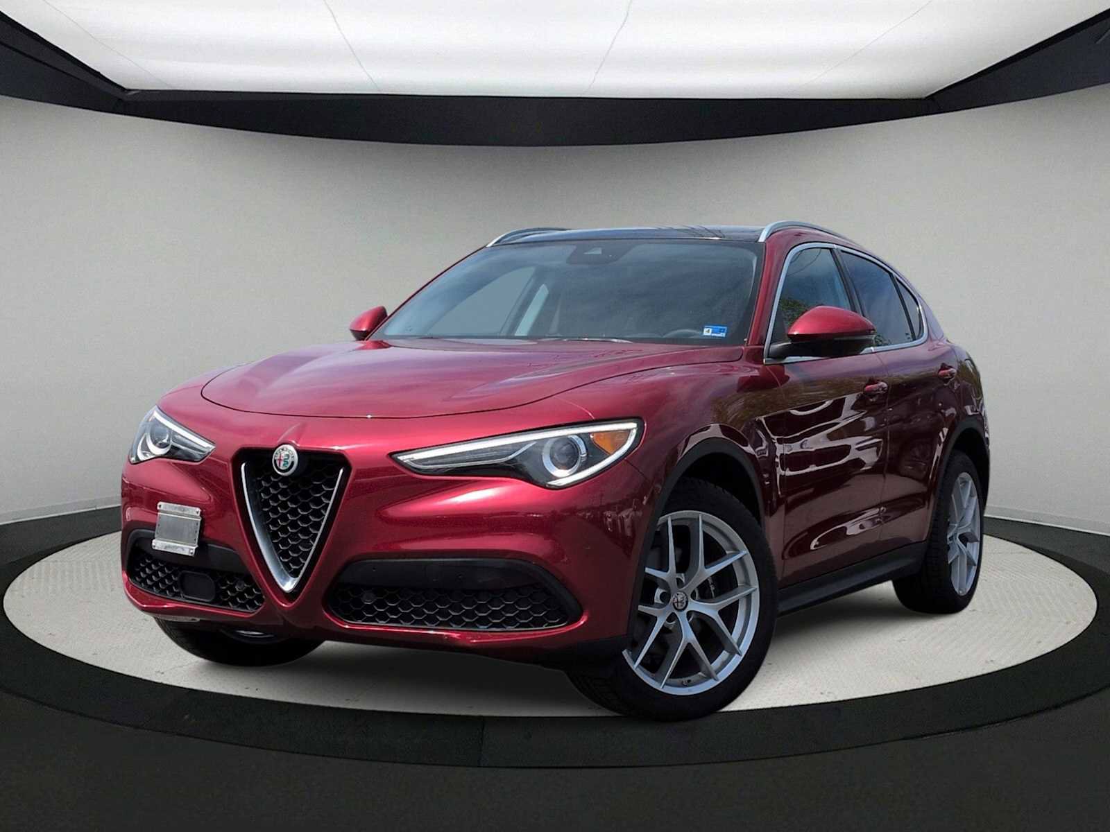 Used 2019 Alfa Romeo Stelvio Ti w/ TI Performance Package image 1