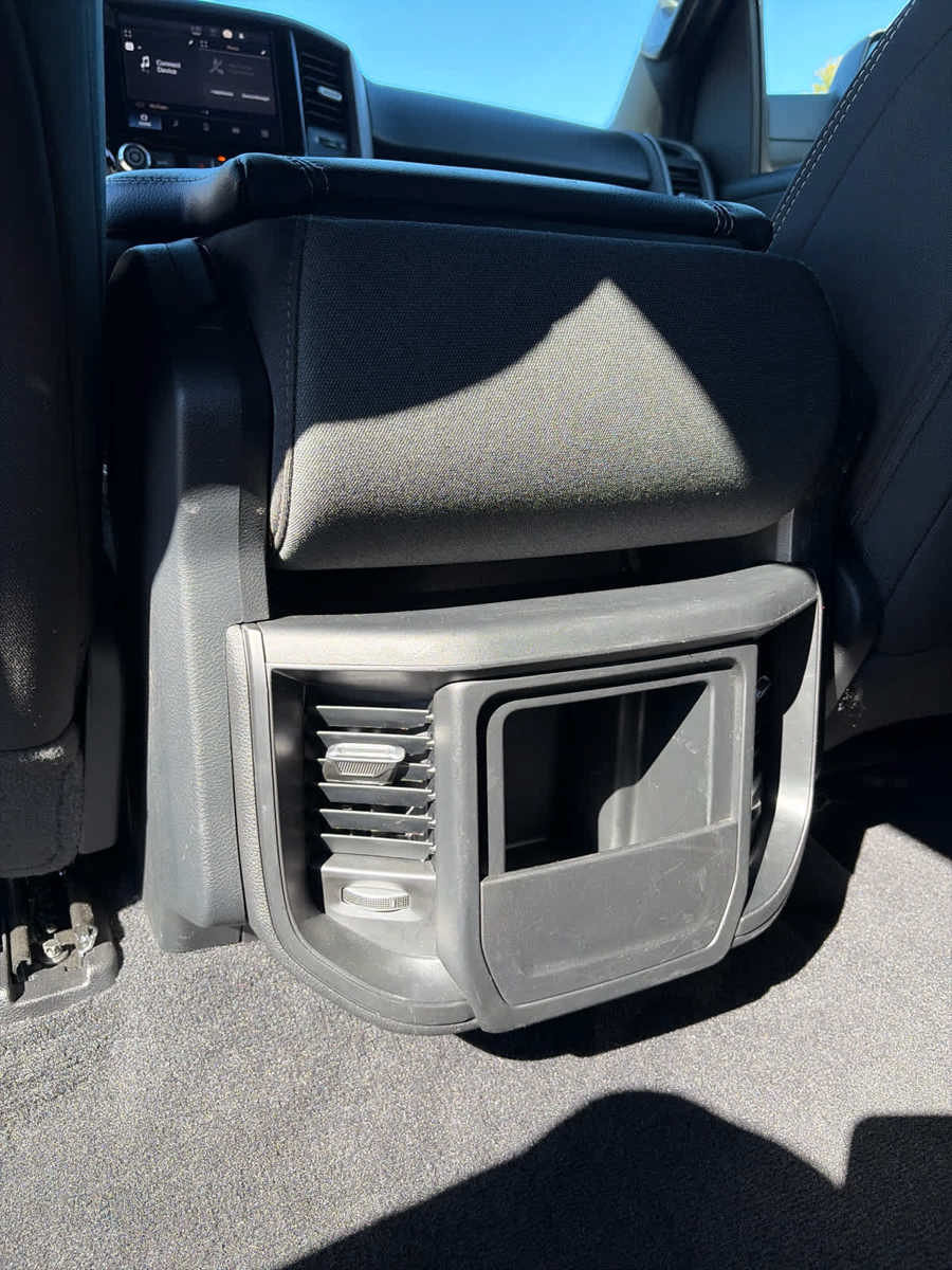 Used 2025 RAM 1500 Tradesman w/ Night Edition AWD/4WD image 33