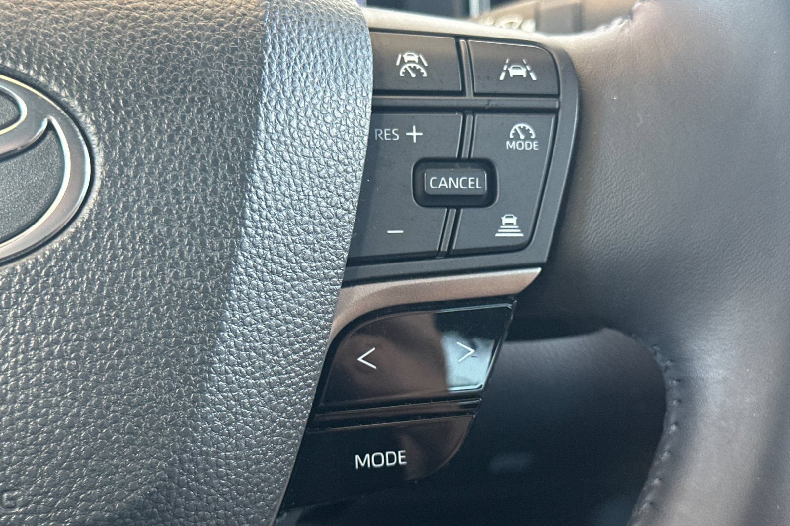 Certified 2025 Toyota Camry XSE FWD image 28