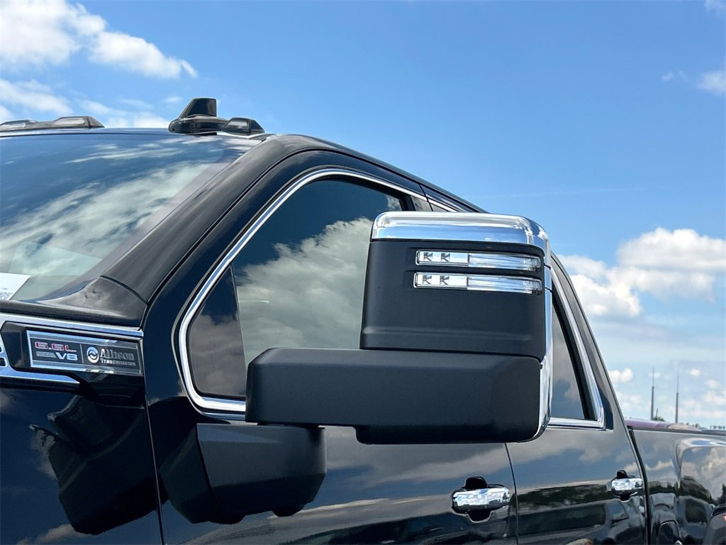 New 2026 GMC Sierra 2500 Denali w/ Denali Reserve Package image 13