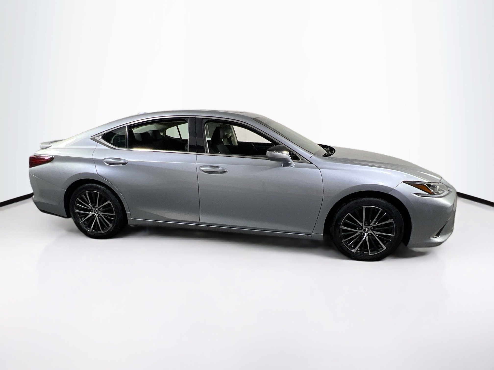 Used 2023 Lexus ES 350 w/ Premium Package image 4