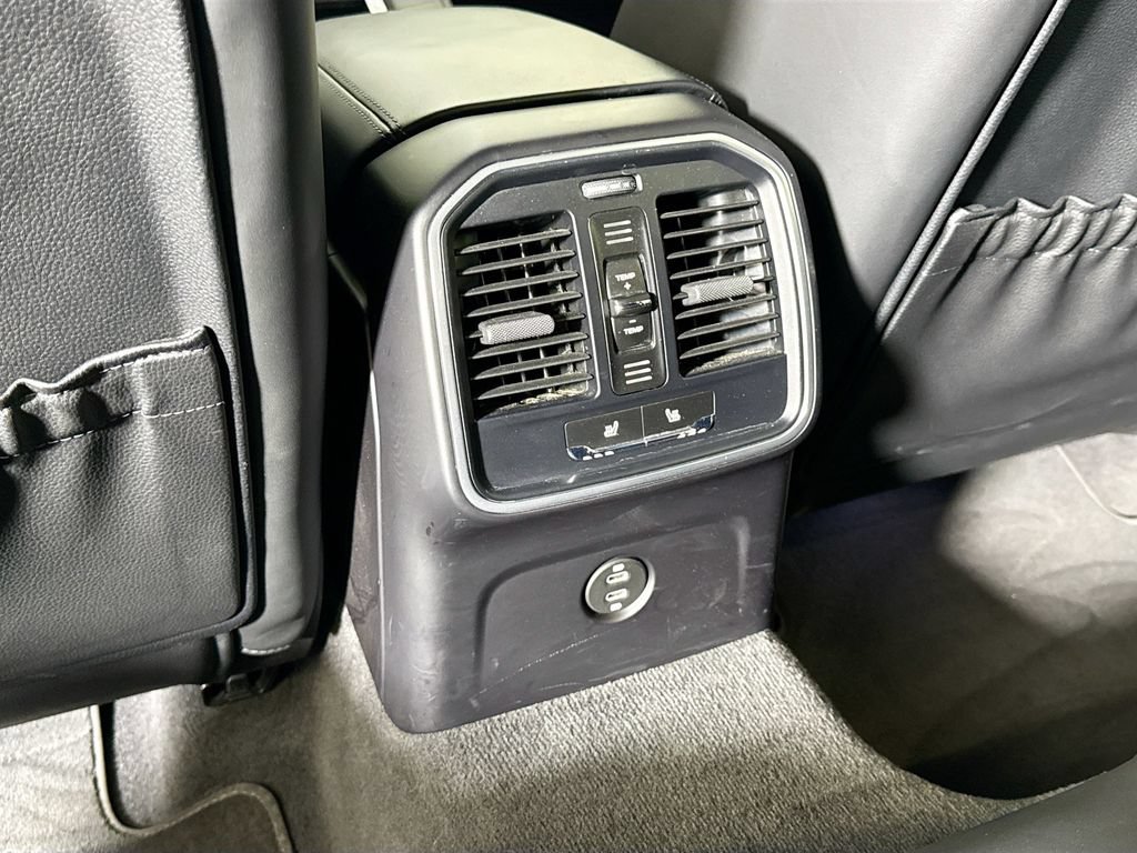 Certified 2020 Porsche Macan Turbo w/ Premium Package Plus (PF3) AWD/4WD image 17