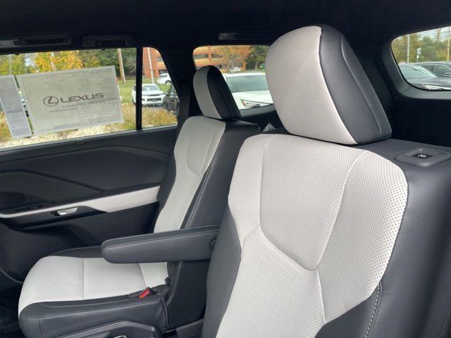 New 2026 Lexus TX 500h AWD image 14