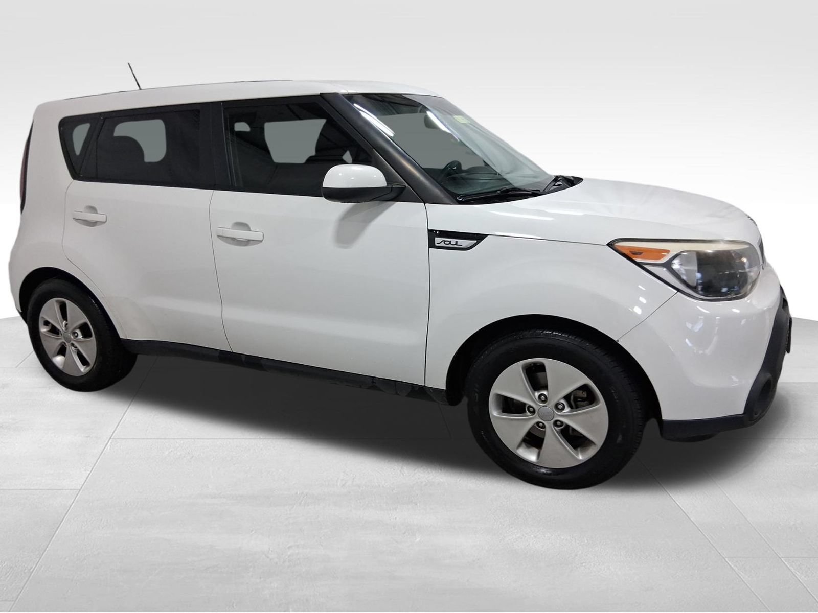 Used 2016 Kia Soul FWD image 3