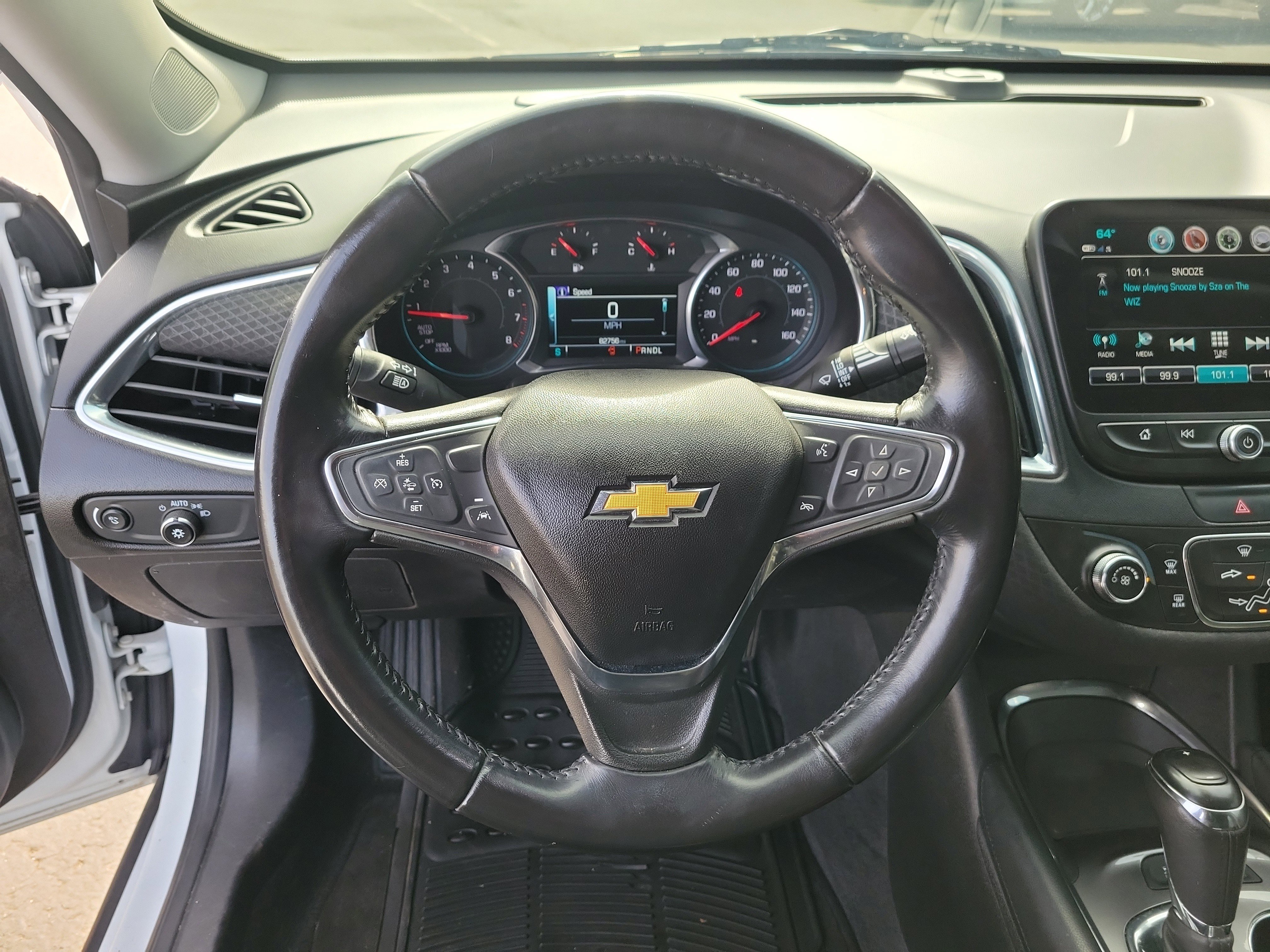 Used 2018 Chevrolet Malibu LT w/ Driver Confidence Package image 19