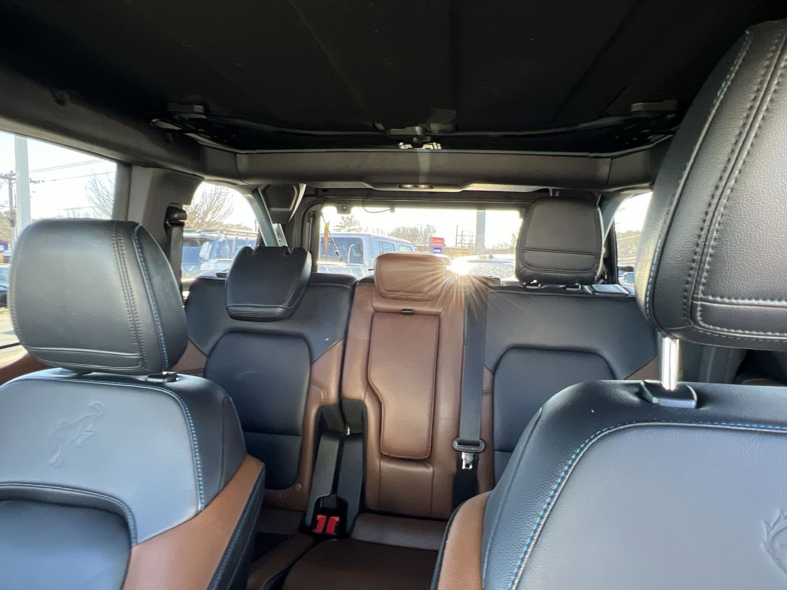 Used 2023 Ford Bronco Outer Banks image 5