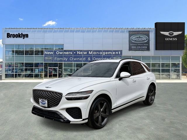 Used 2025 Genesis GV70 3.5T Sport w/ Sport Advanced Package AWD/4WD image 10