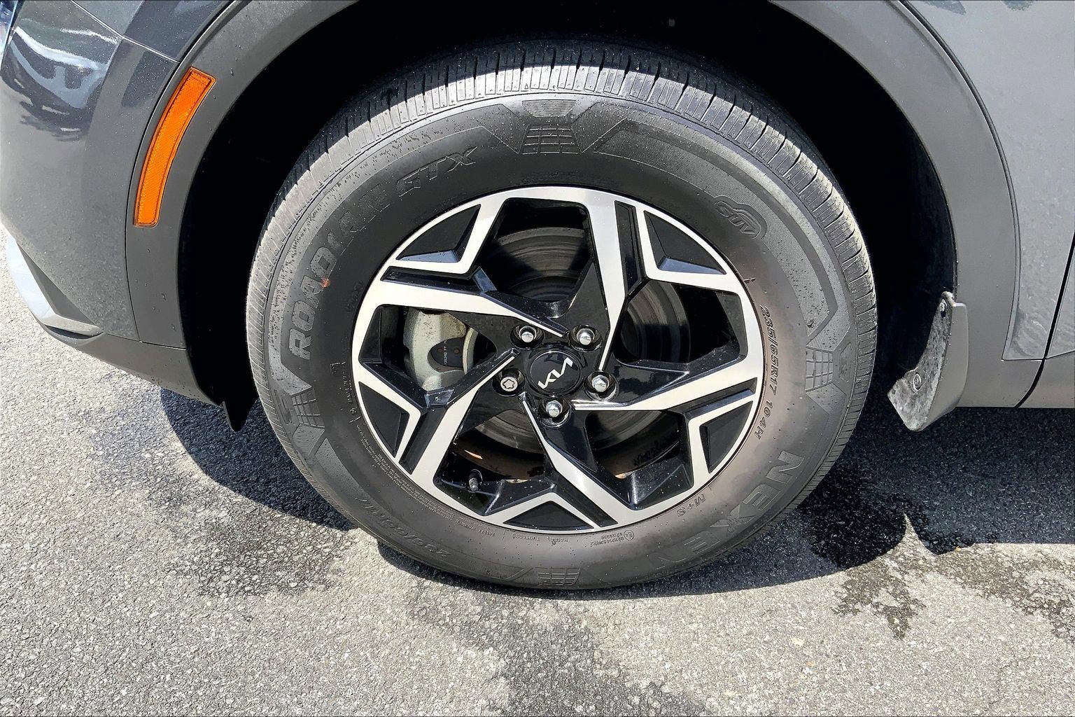 Used 2023 Kia Sportage LX AWD/4WD image 10