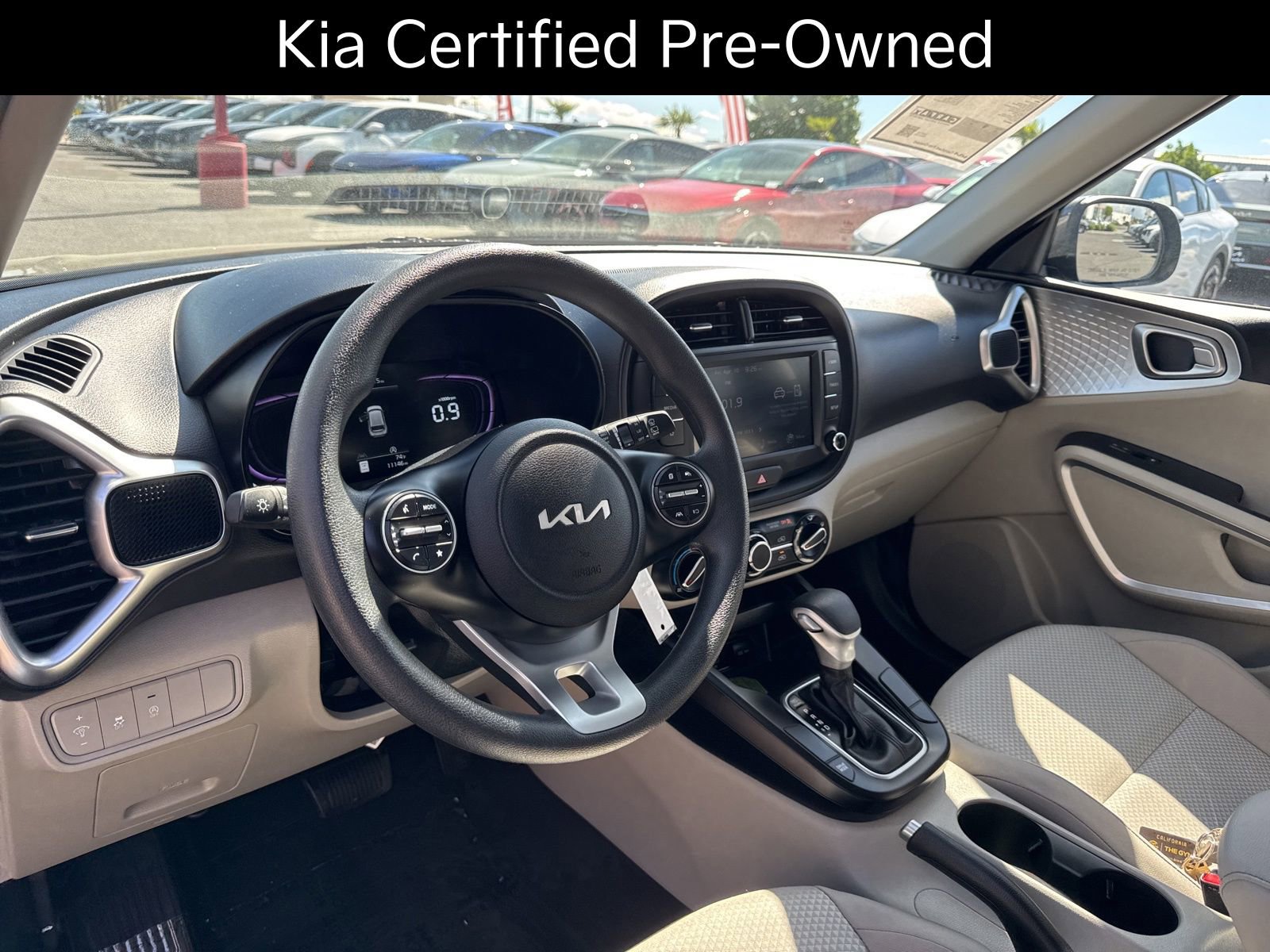 Certified 2025 Kia Soul LX w/ LX Technology Package FWD image 15
