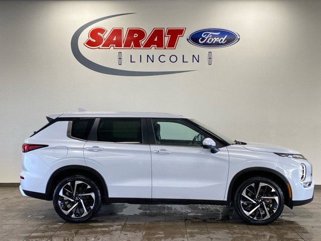 Used 2024 Mitsubishi Outlander SE video 1