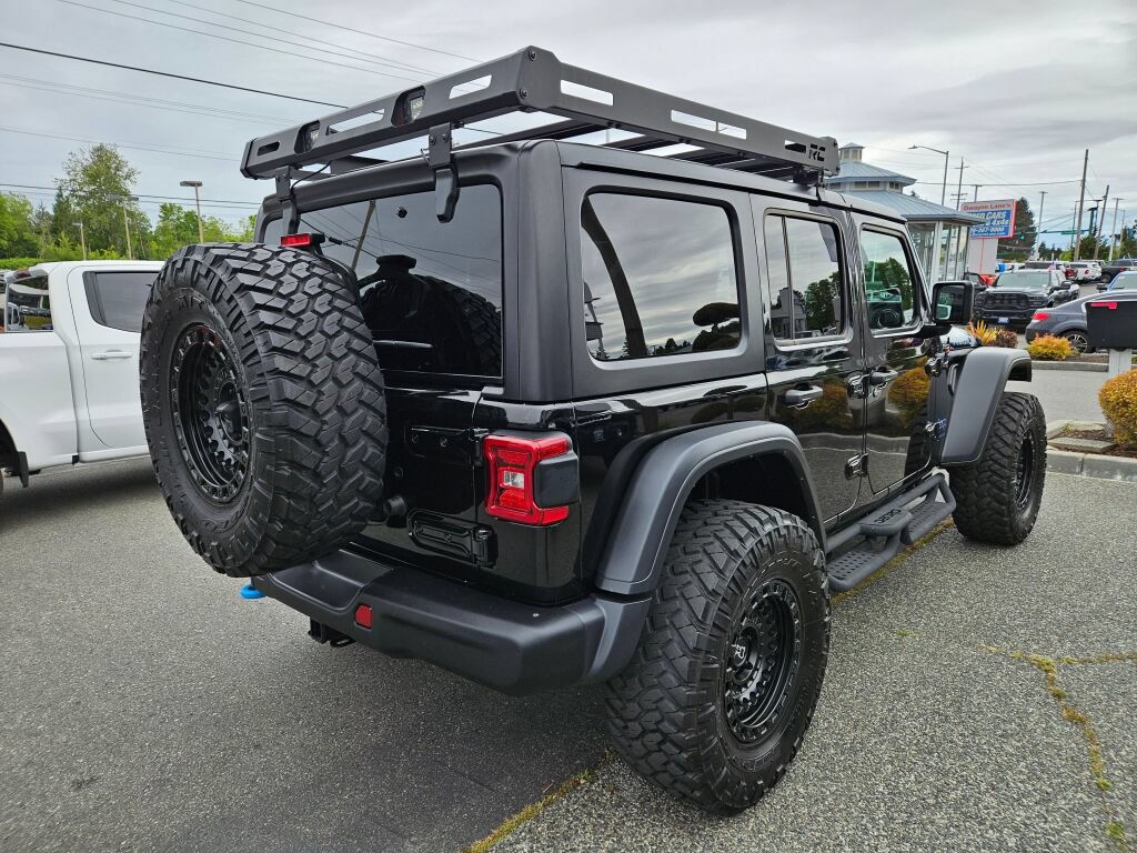 Used 2023 Jeep Wrangler Unlimited Rubicon 4xe w/ Steel Bumper Group AWD/4WD image 5