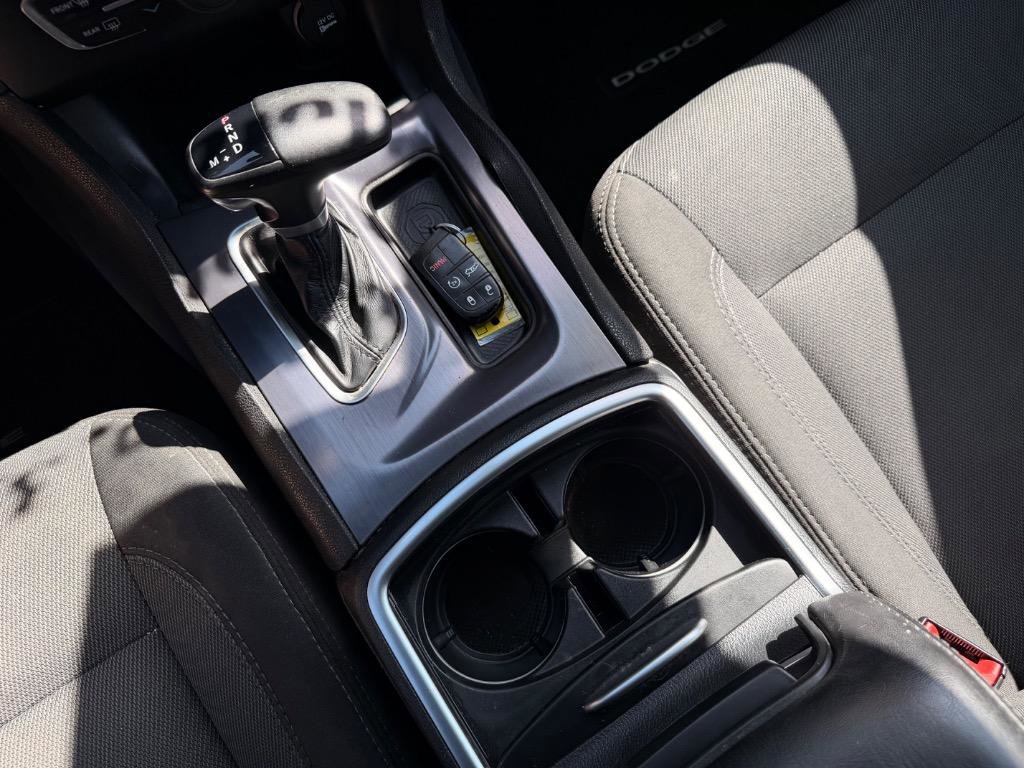 Used 2017 Dodge Charger SE w/ Popular Equipment Group image 12