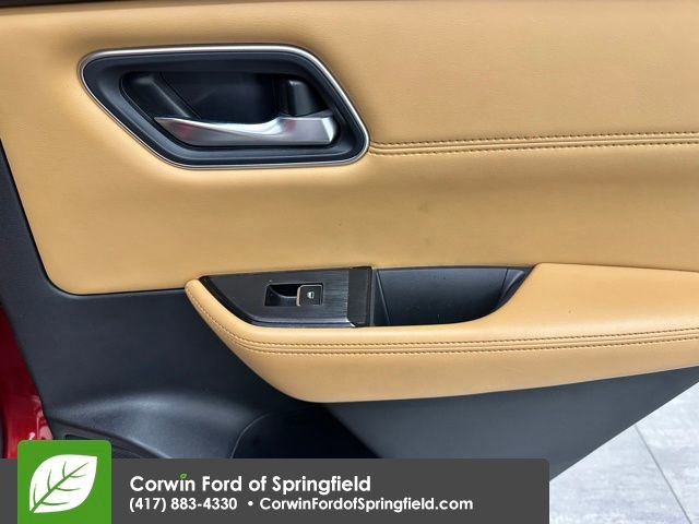 Used 2021 Nissan Rogue Platinum image 22