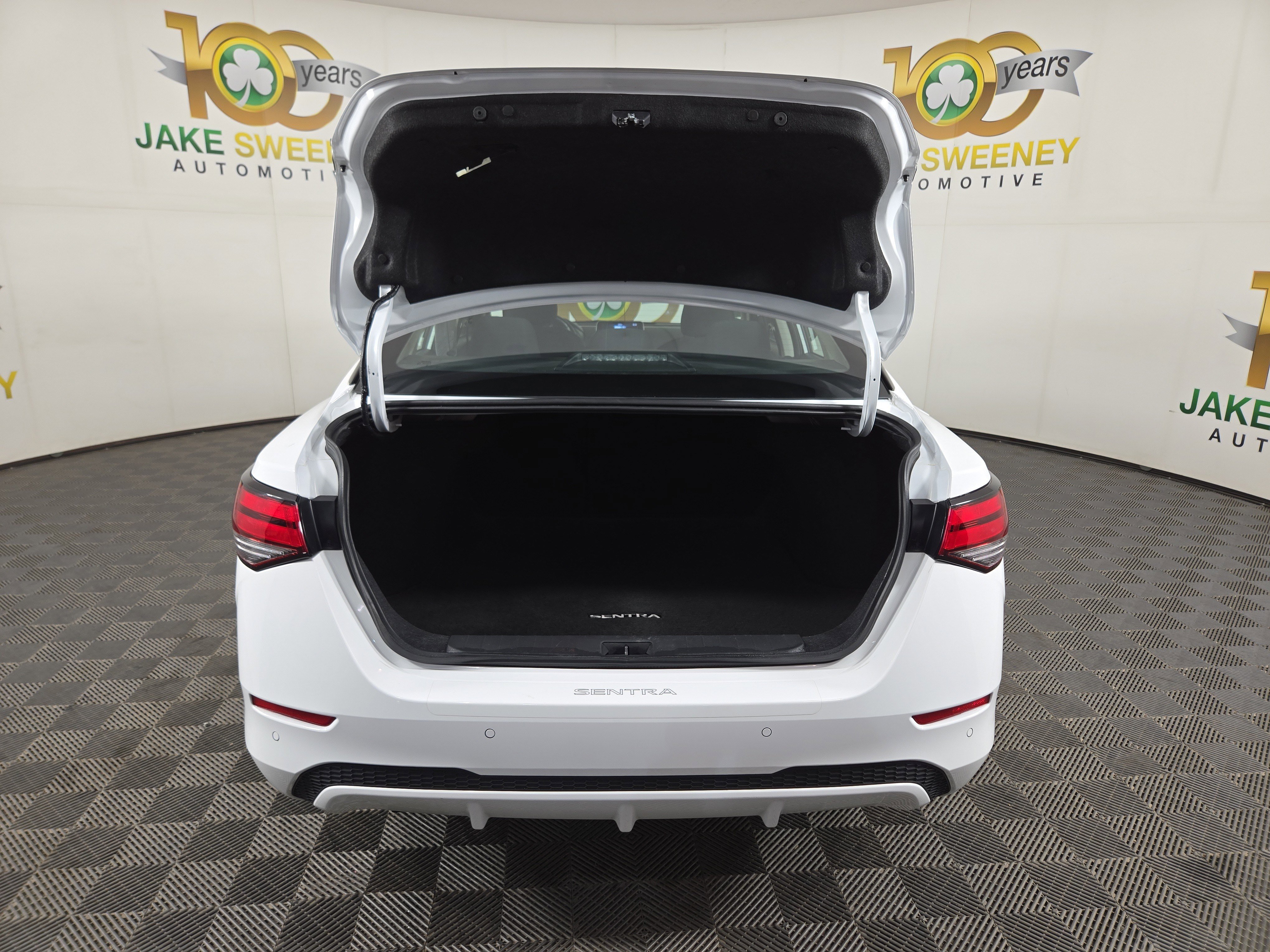 Used 2025 Nissan Sentra SV w/ All-Weather Package image 32