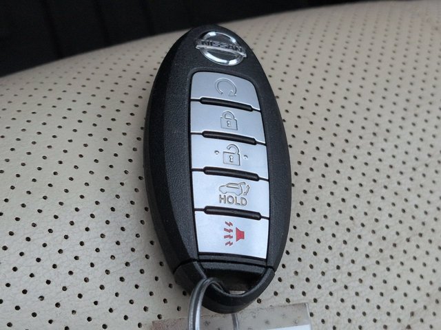 Used 2018 Nissan Murano SL w/ Moonroof Package FWD image 30
