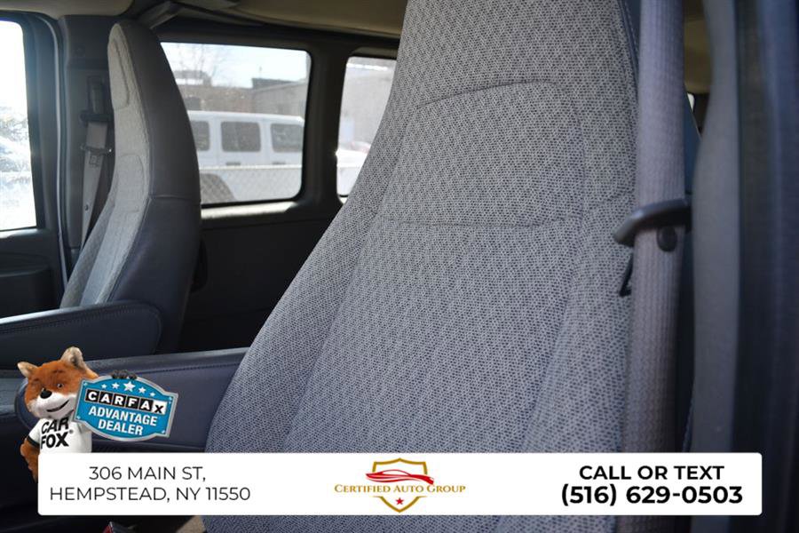 Used 2023 Chevrolet Express 3500 LT image 10