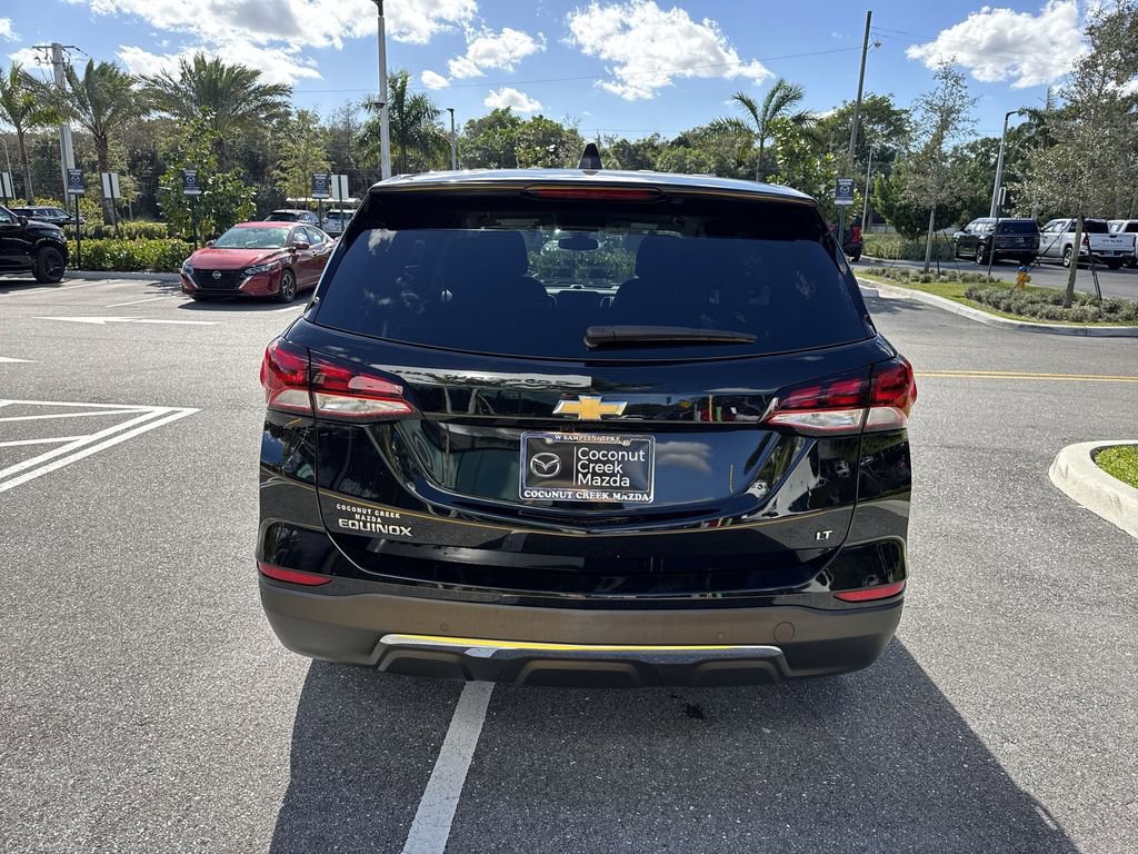 Used 2022 Chevrolet Equinox LT image 3