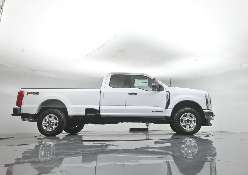 New 2026 Ford F350 XLT AWD/4WD image 46