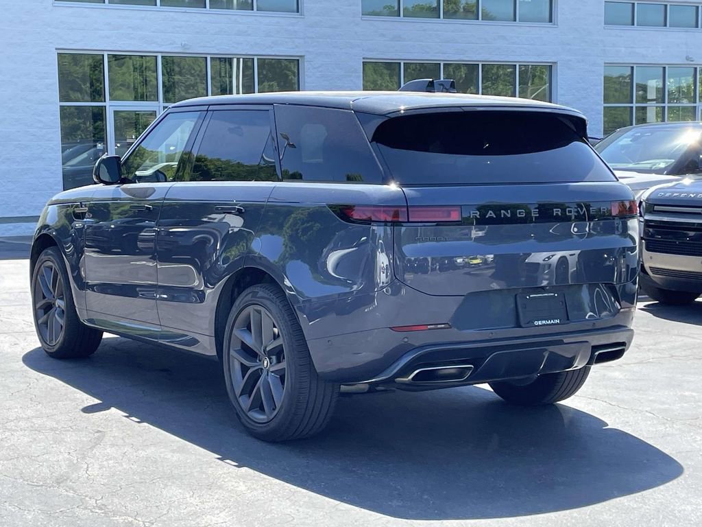 Used 2024 Land Rover Range Rover Sport Dynamic SE AWD/4WD image 6