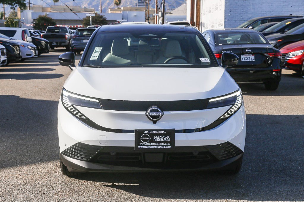 New 2026 Nissan Leaf SV+ w/ Floor Mat Package (SV+) FWD image 2
