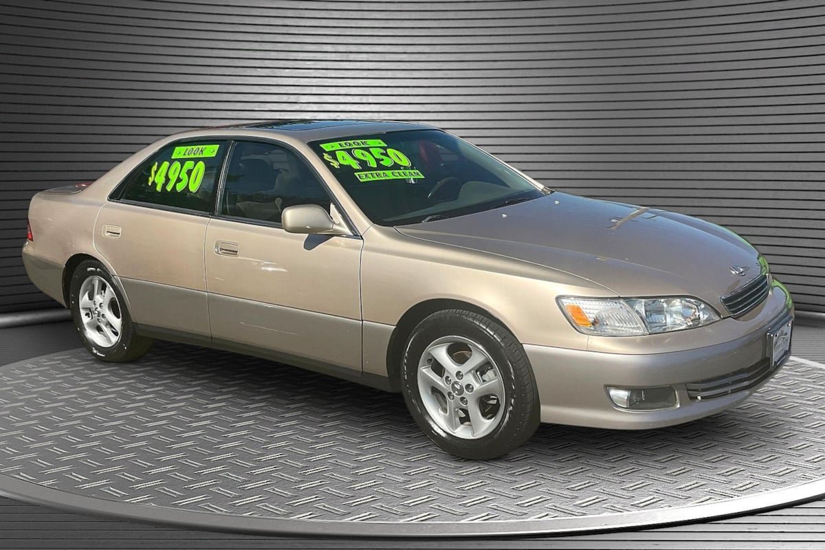 Used 2000 Lexus ES 330 w/ Lexus Value Pkg