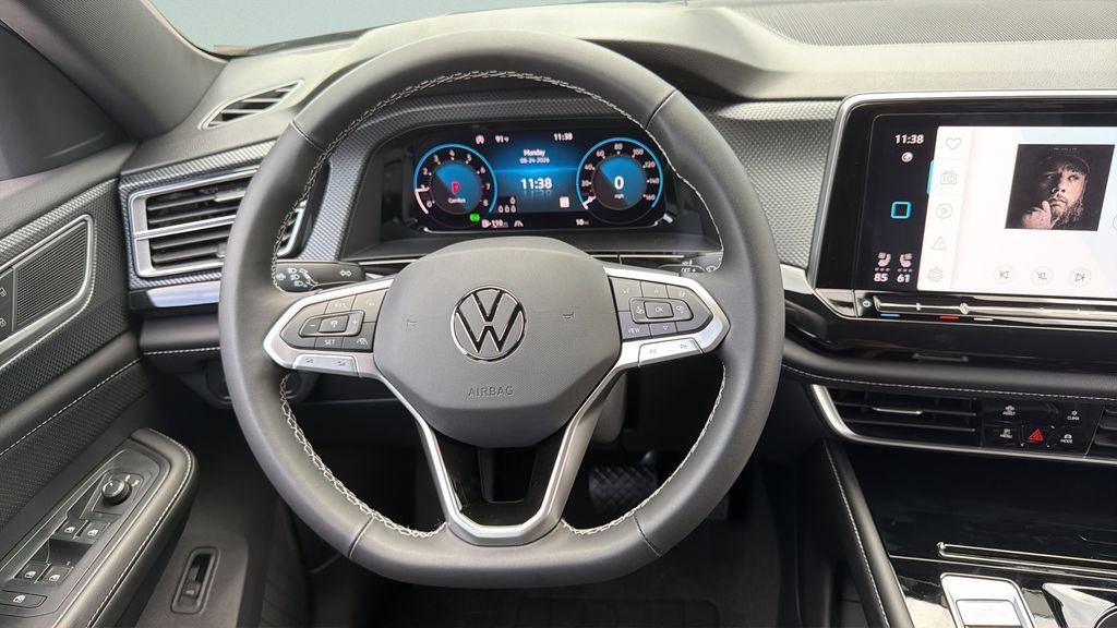 New 2026 Volkswagen Atlas Cross Sport SEL AWD/4WD image 13