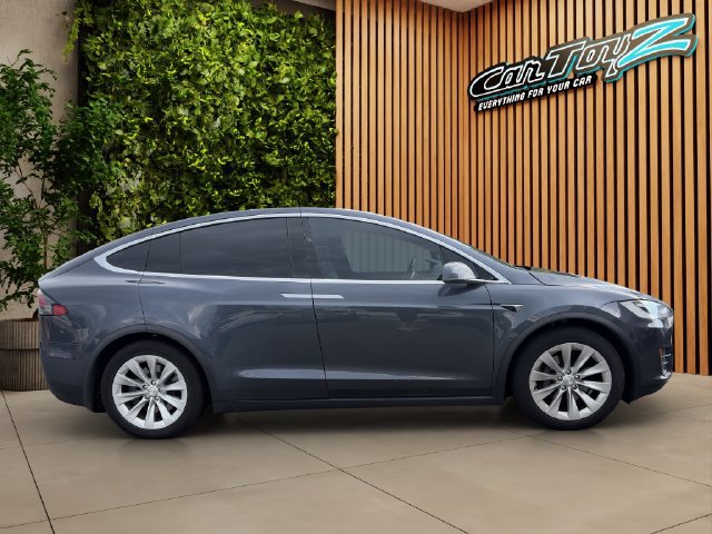 Used 2017 Tesla Model X 75D AWD/4WD image 5