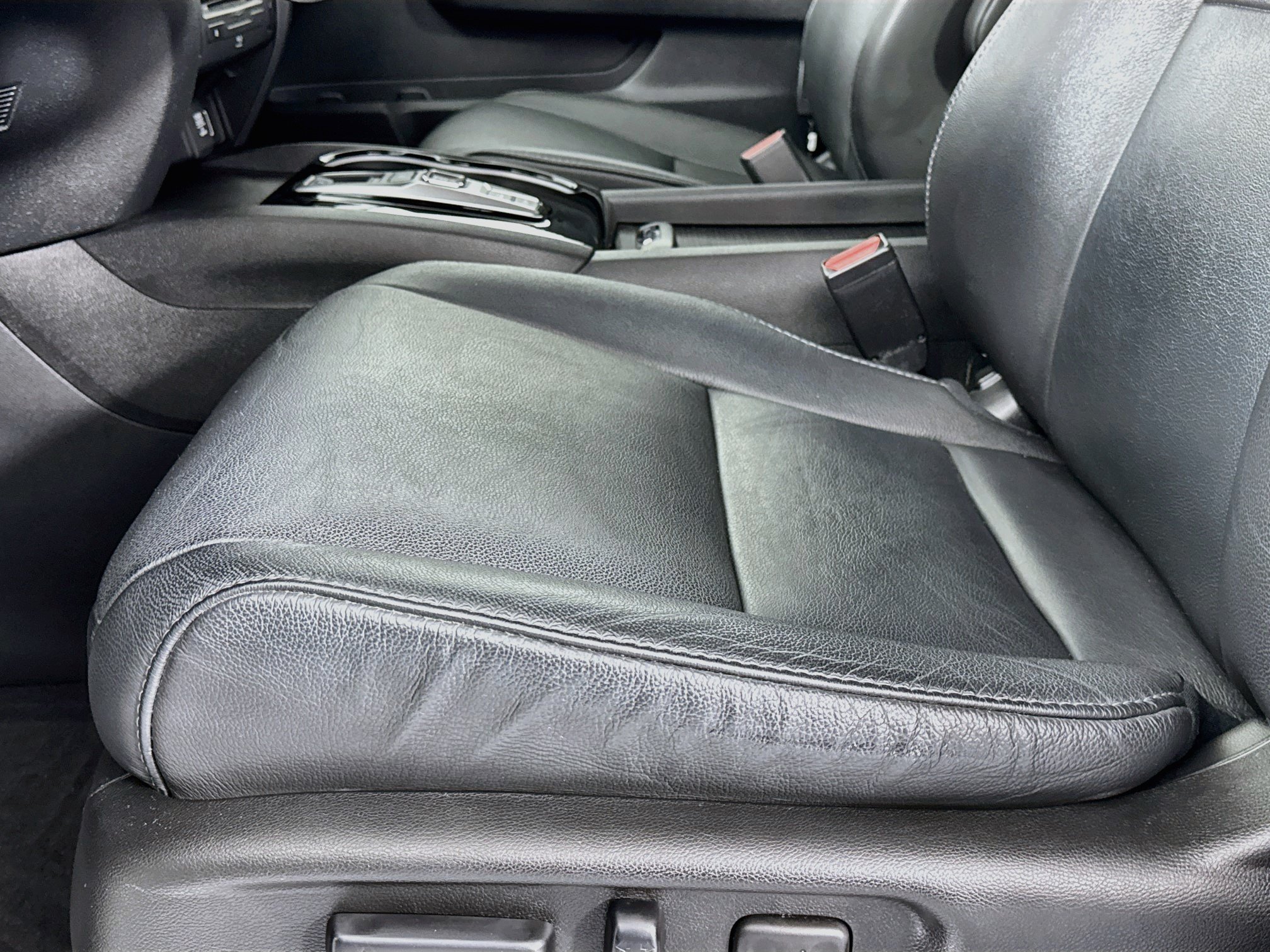 Certified 2021 Honda Pilot Touring image 19