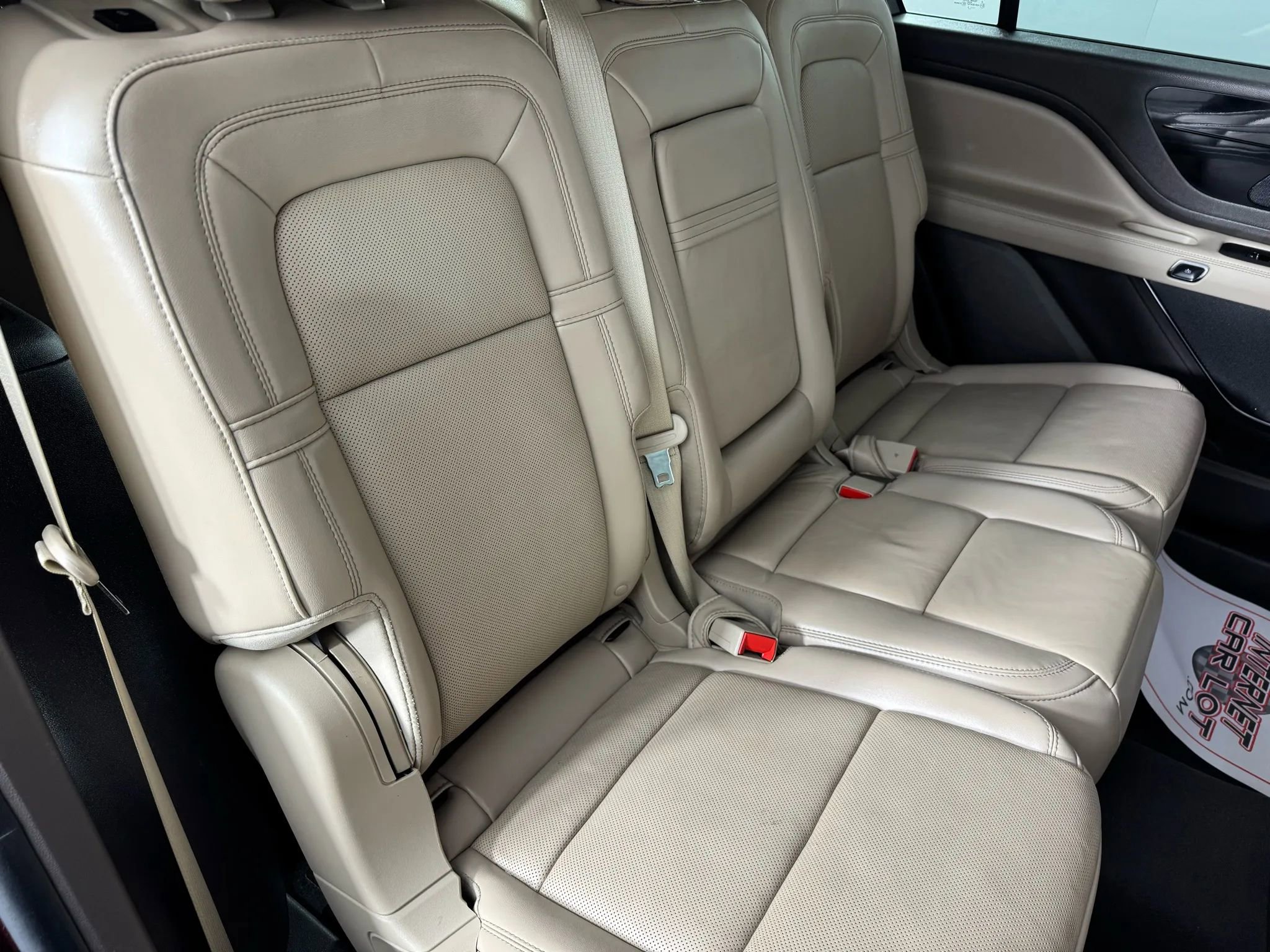 Used 2022 Lincoln Aviator Reserve w/ Elements Package Plus image 40