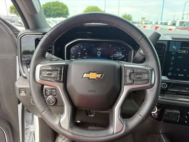 Used 2024 Chevrolet Silverado 2500 LTZ w/ LTZ Convenience Package AWD/4WD image 29